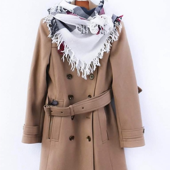 Burberry Large Ivory Check Fine Merino Wool Scarf Wrap - Picture 6 of 16